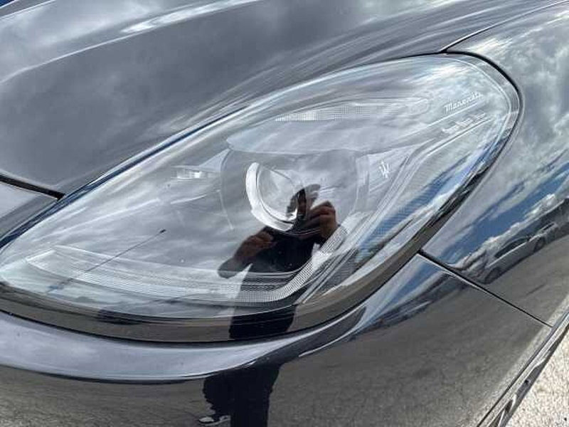 Maserati Grecale usata a Napoli (9)