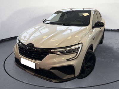 Renault Captur Full Hybrid E-Tech 145 CV Techno Fast Track del 2023 usata a Meda