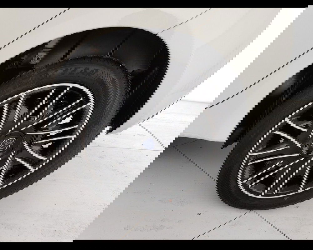 Lancia Ypsilon usata a Caserta (14)