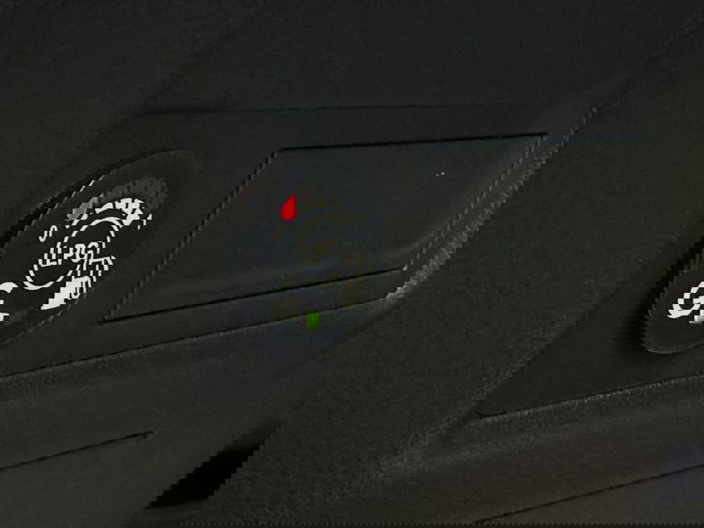 Renault Captur usata a Monza e Brianza (8)