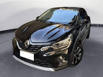 Renault Captur Full Hybrid E-Tech 145 CV Techno del 2022 usata a Meda