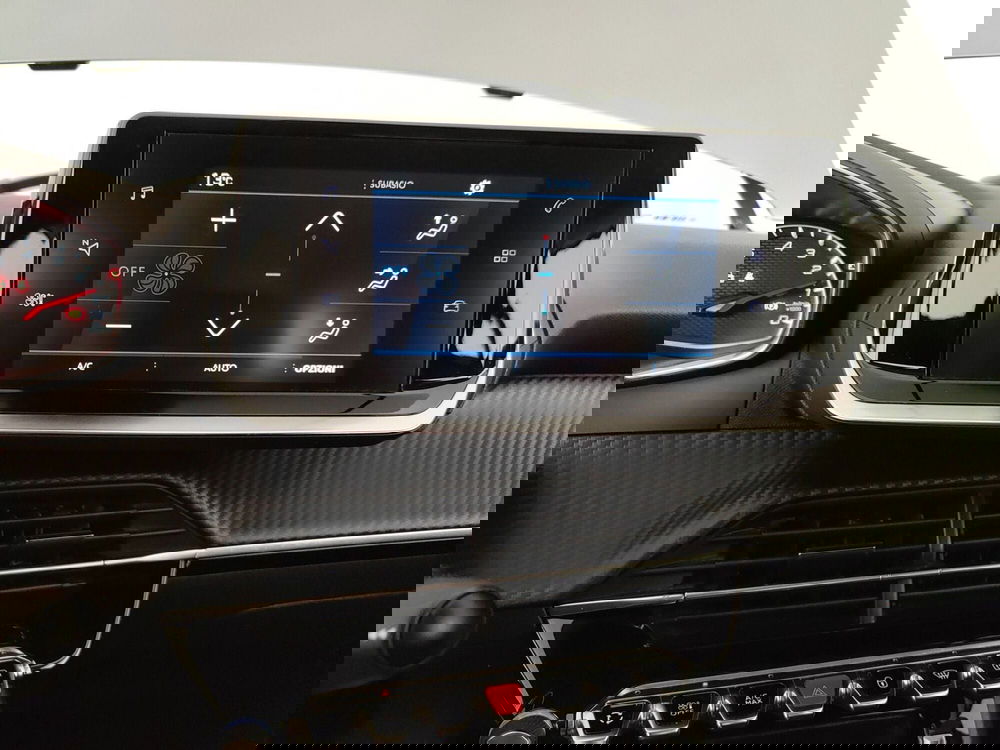 Peugeot 2008 usata a Caserta (20)