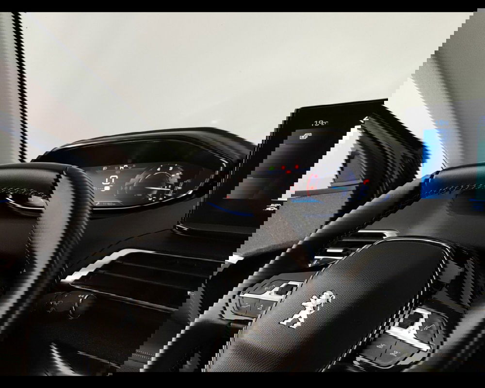 Peugeot 3008 usata a Caserta (18)