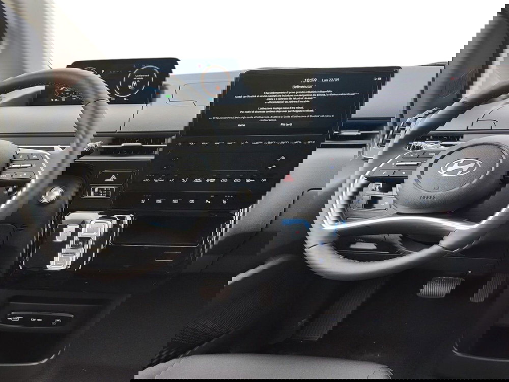 Hyundai Staria nuova a Lucca (15)