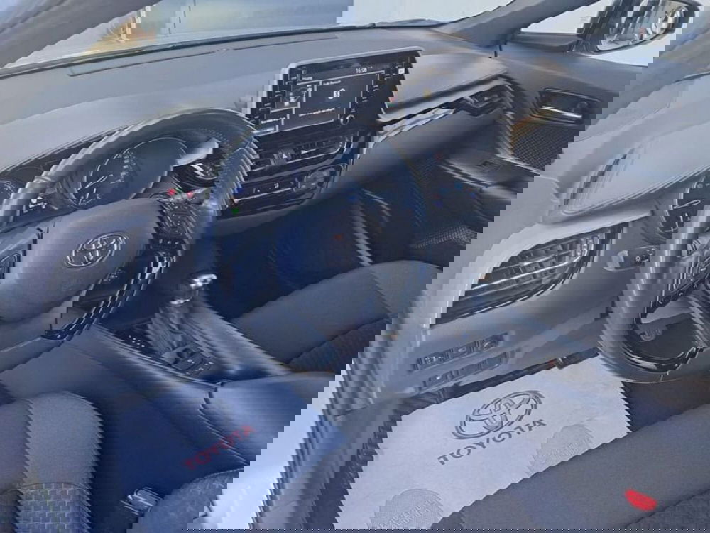 Toyota Toyota C-HR usata a Cagliari (12)