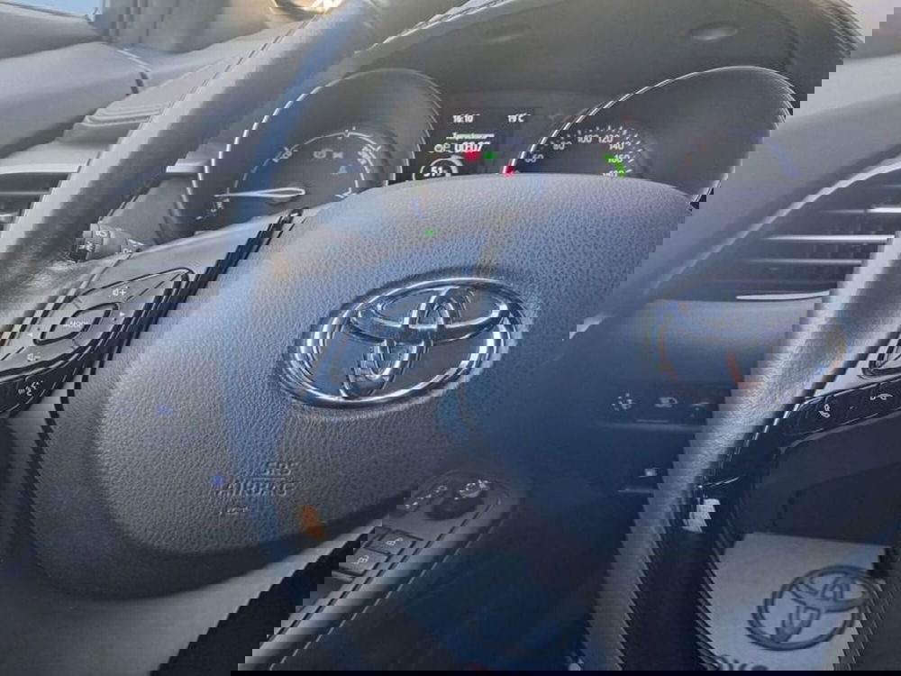 Toyota Toyota C-HR usata a Cagliari (14)