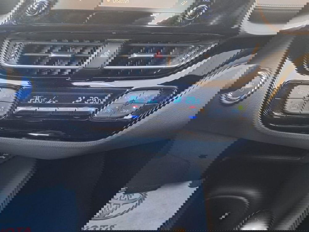 Toyota Toyota C-HR usata a Cagliari (17)