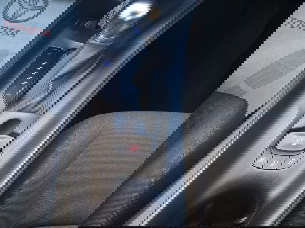 Toyota Toyota C-HR usata a Cagliari (19)