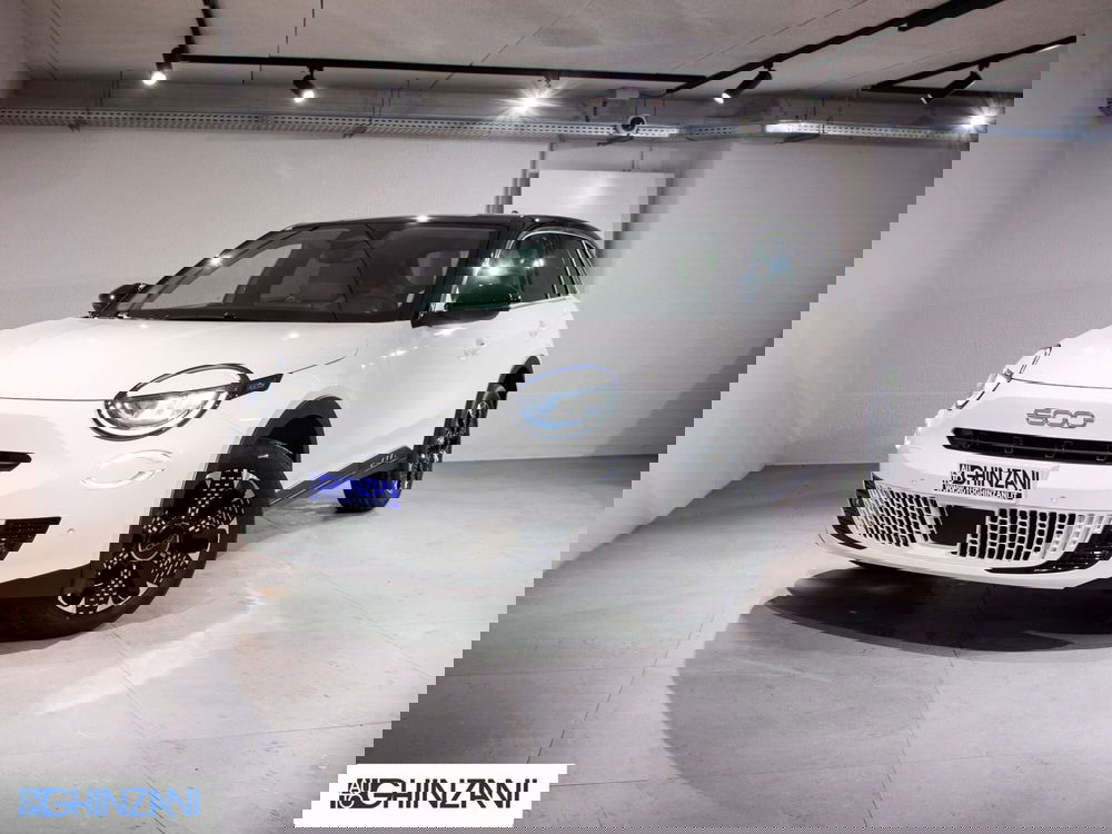 Fiat 600 nuova a Bergamo (2)