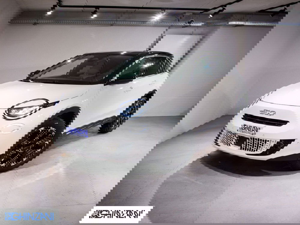 Fiat 600 nuova a Bergamo (3)