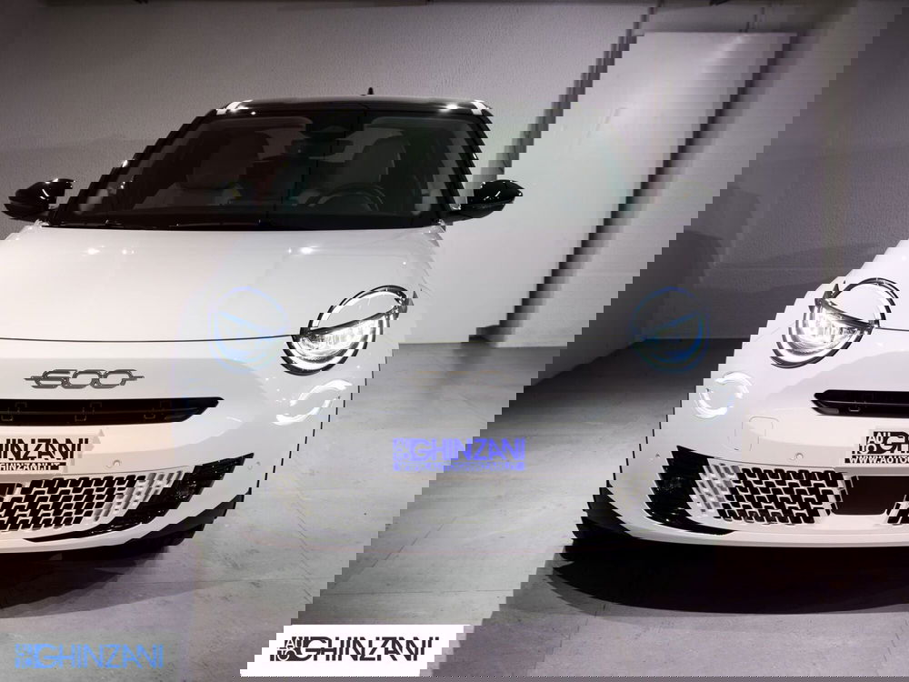 Fiat 600 nuova a Bergamo (4)