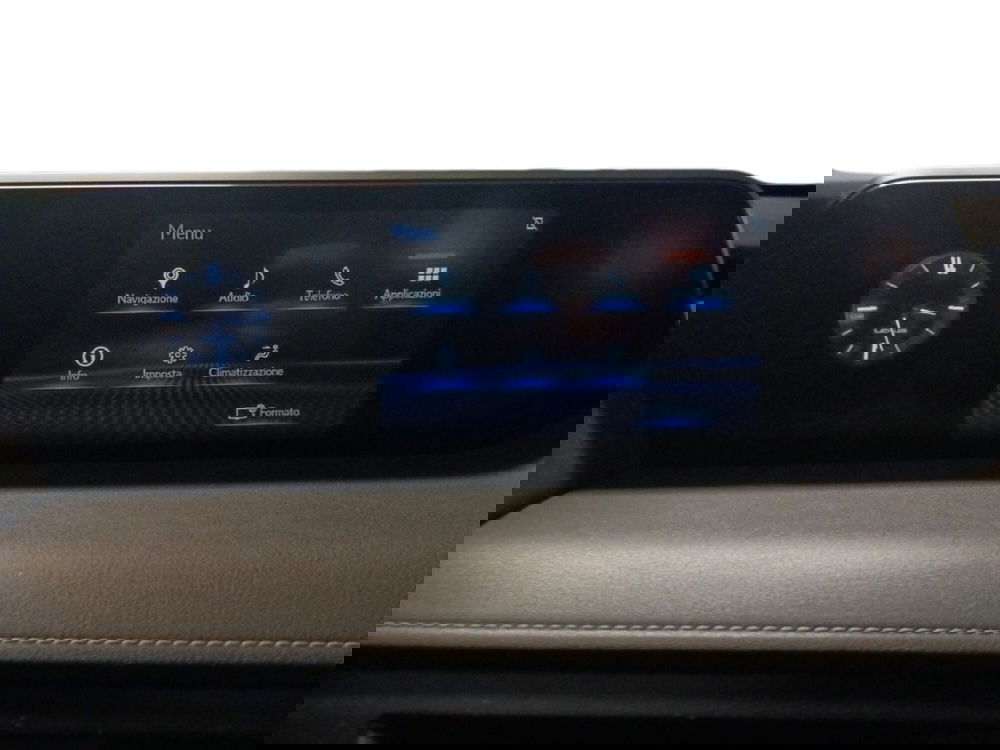 Lexus UX usata a Milano (14)