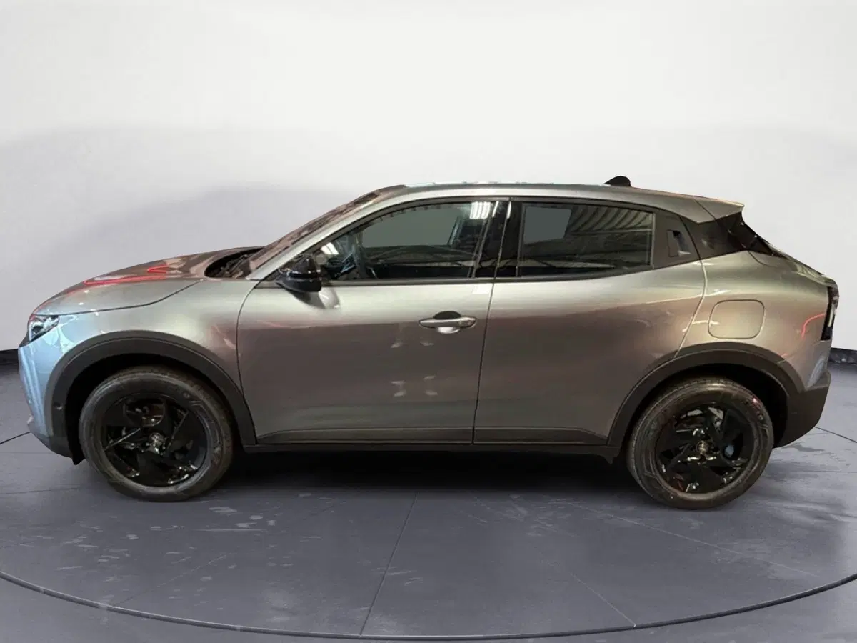 Alfa Romeo Junior nuova a Ancona (2)