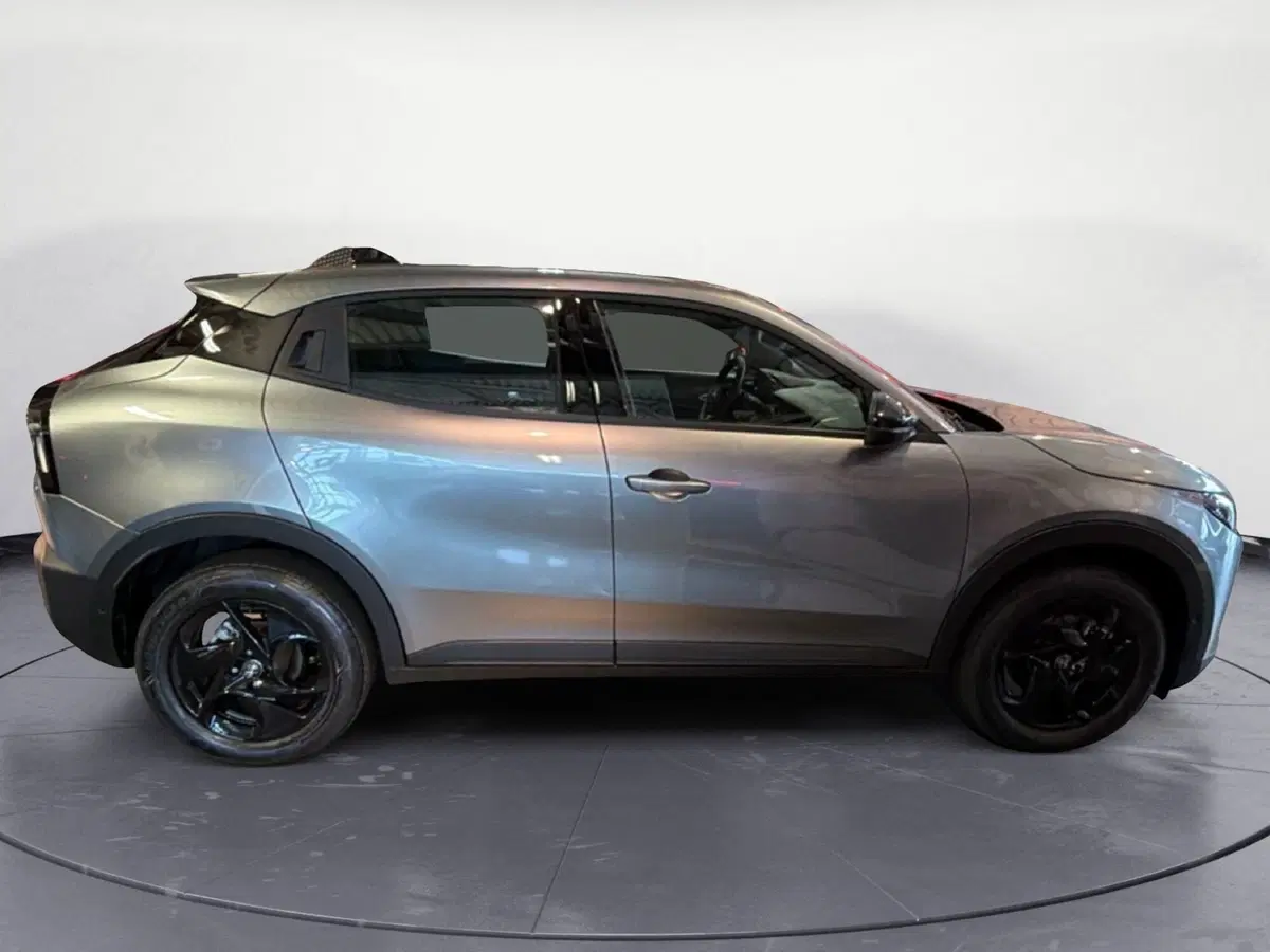 Alfa Romeo Junior nuova a Ancona (7)
