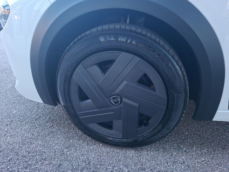 Lancia Ypsilon nuova a Ancona (12)