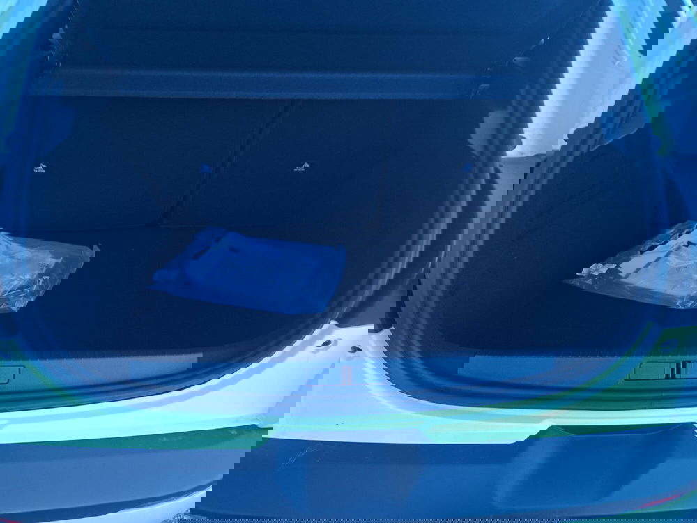 Lancia Ypsilon nuova a Ancona (16)