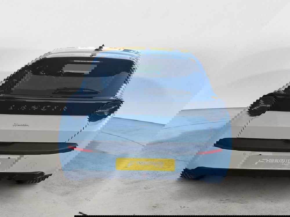 Lancia Ypsilon nuova a Ancona (4)