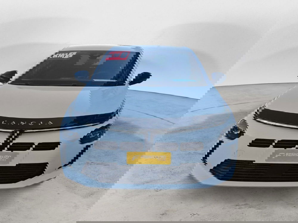 Lancia Ypsilon nuova a Ancona (8)