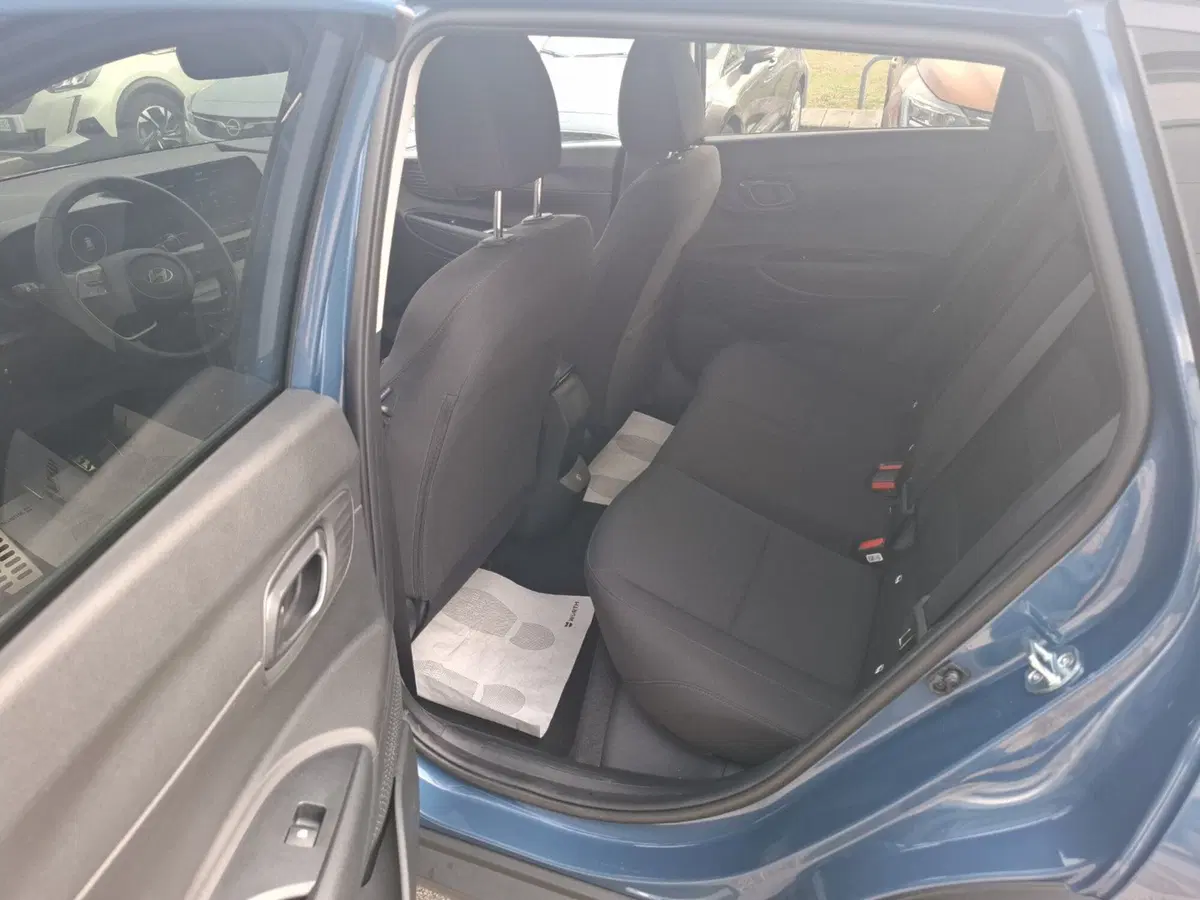 Hyundai Bayon nuova a Ancona (18)