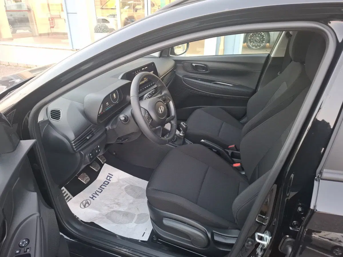 Hyundai Bayon nuova a Ancona (16)