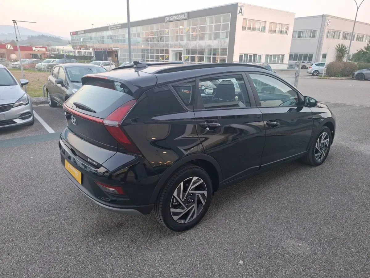 Hyundai Bayon nuova a Ancona (5)