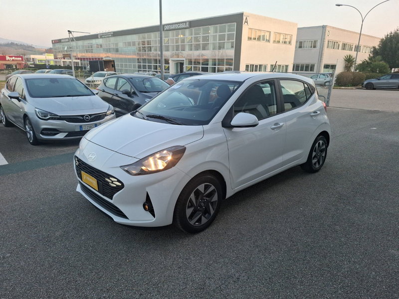 Hyundai i10 nuova a Ancona