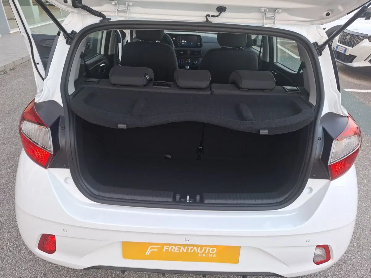 Hyundai i10 nuova a Ancona (14)
