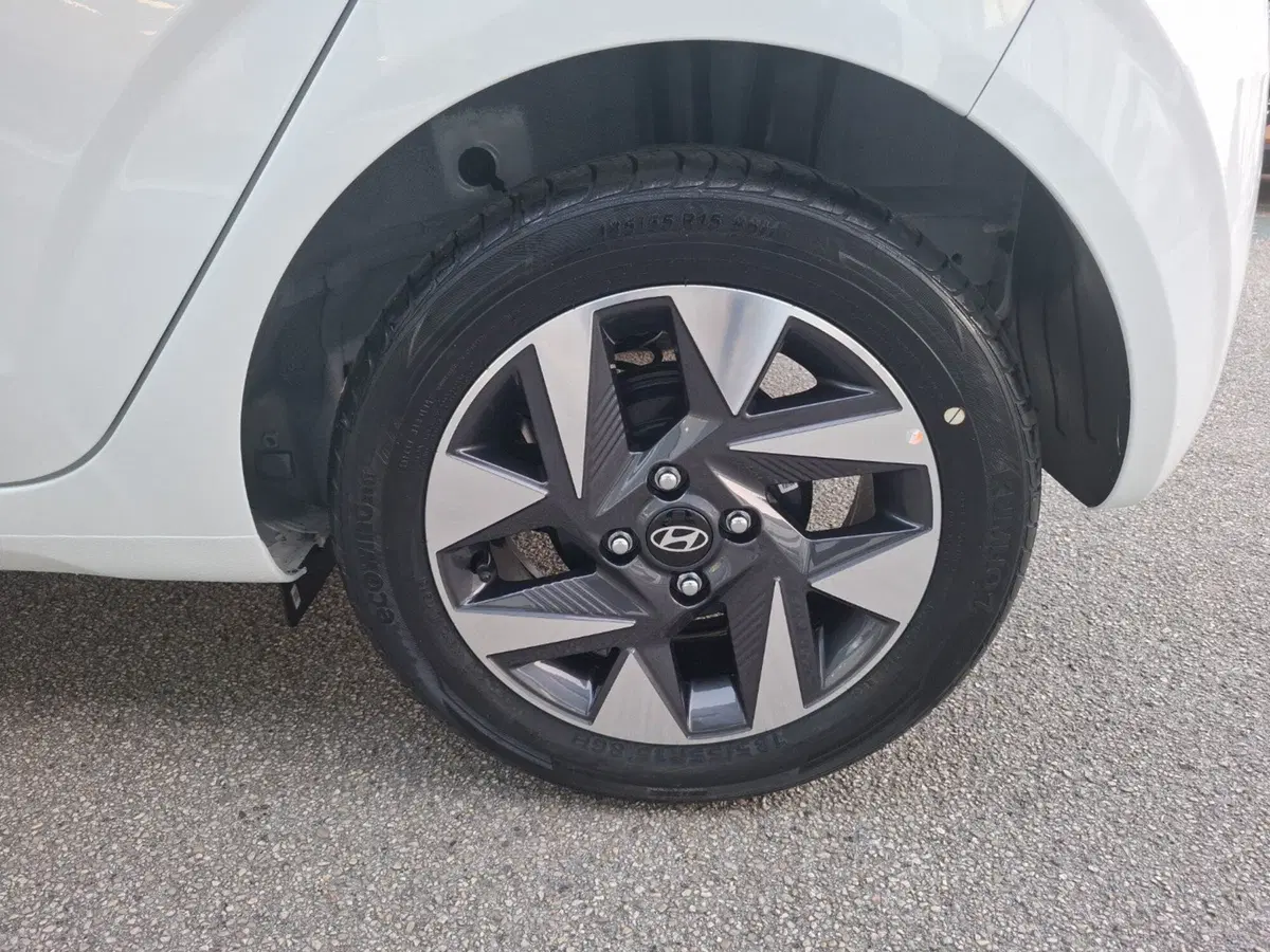 Hyundai i10 nuova a Ancona (15)