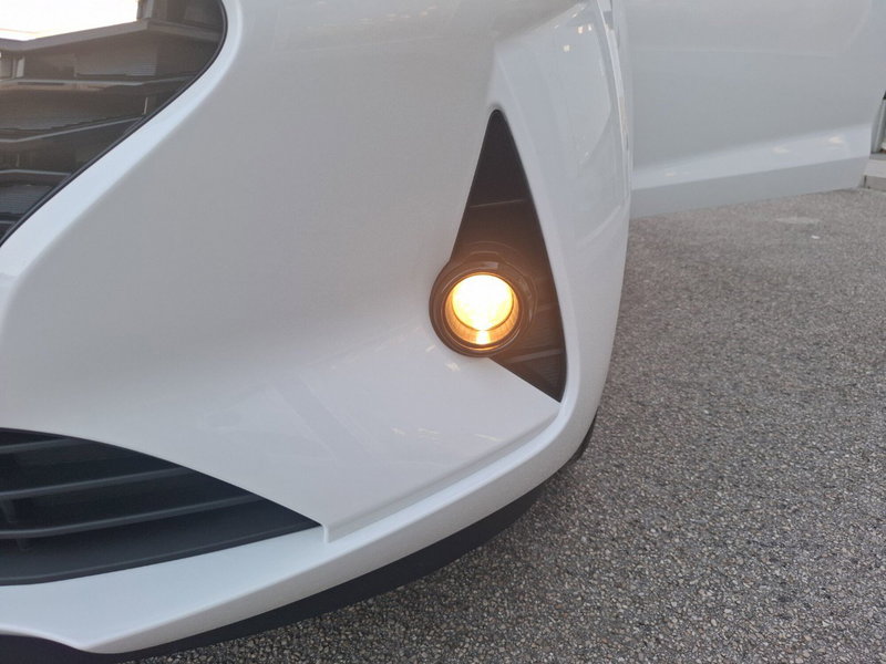 Hyundai i10 nuova a Ancona (16)