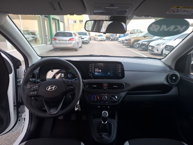 Hyundai i10 nuova a Ancona (18)