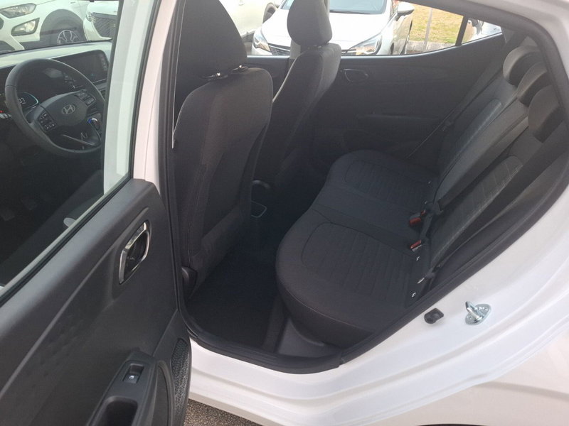 Hyundai i10 nuova a Ancona (19)