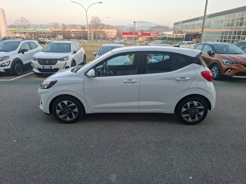 Hyundai i10 nuova a Ancona (2)