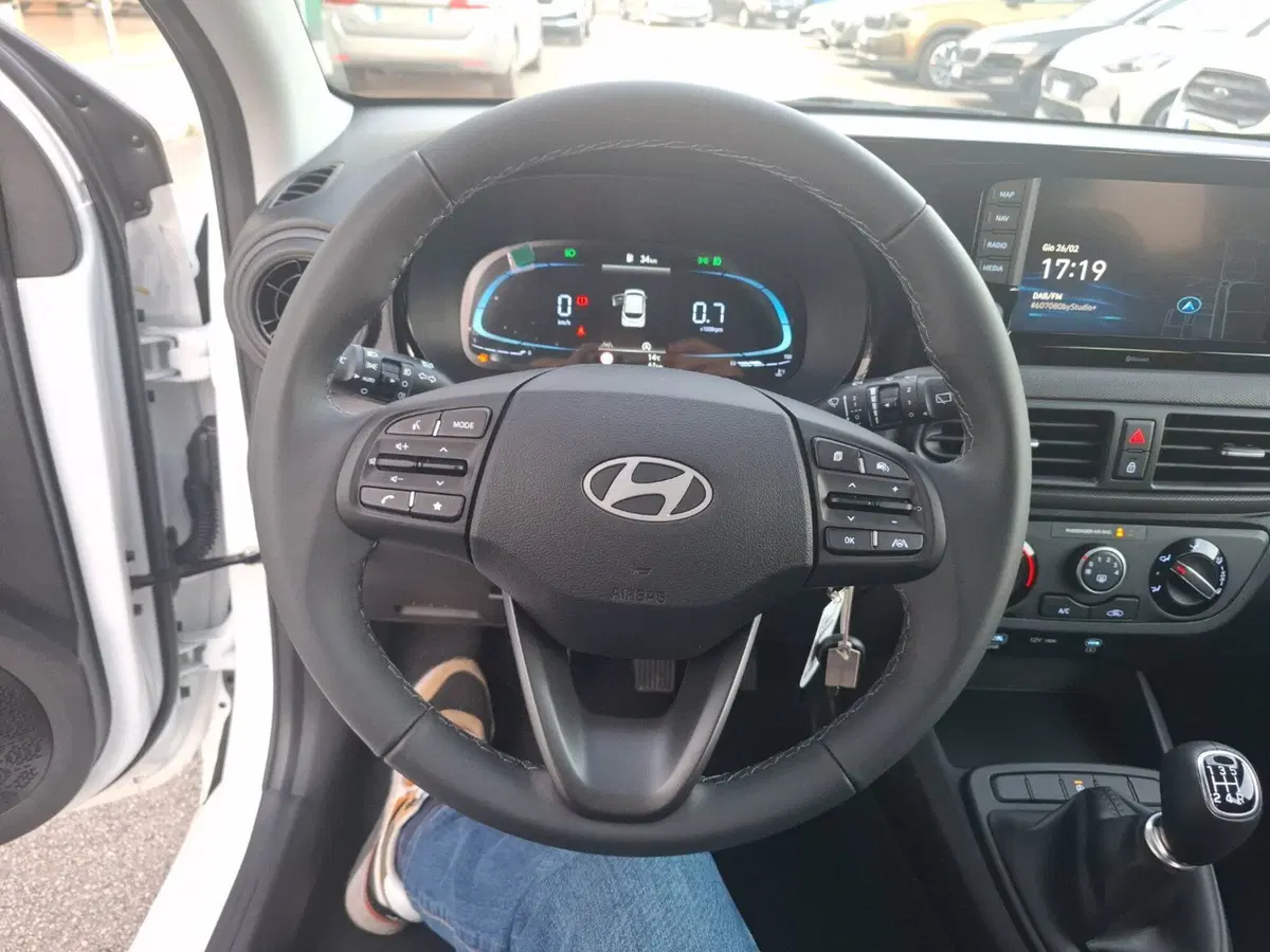 Hyundai i10 nuova a Ancona (20)