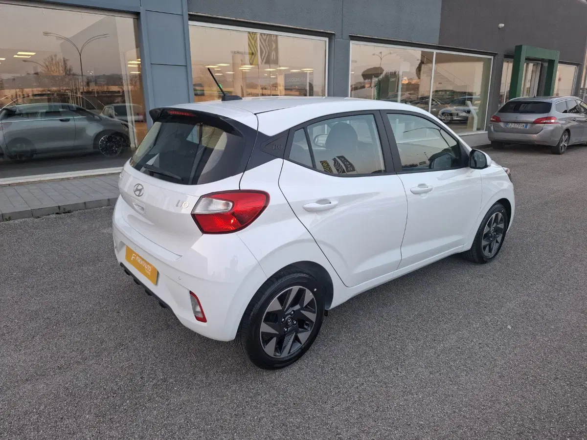 Hyundai i10 nuova a Ancona (5)