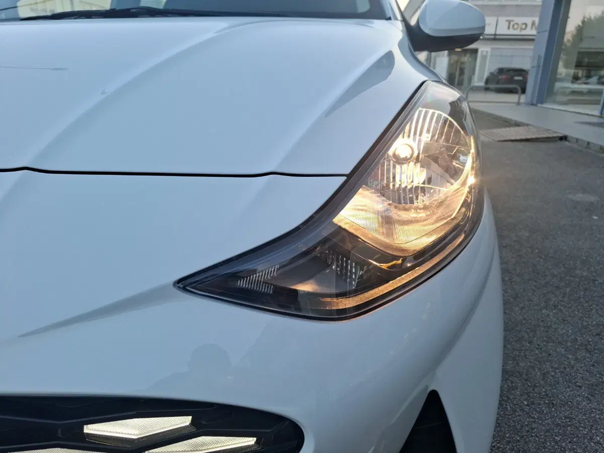 Hyundai i10 nuova a Ancona (9)