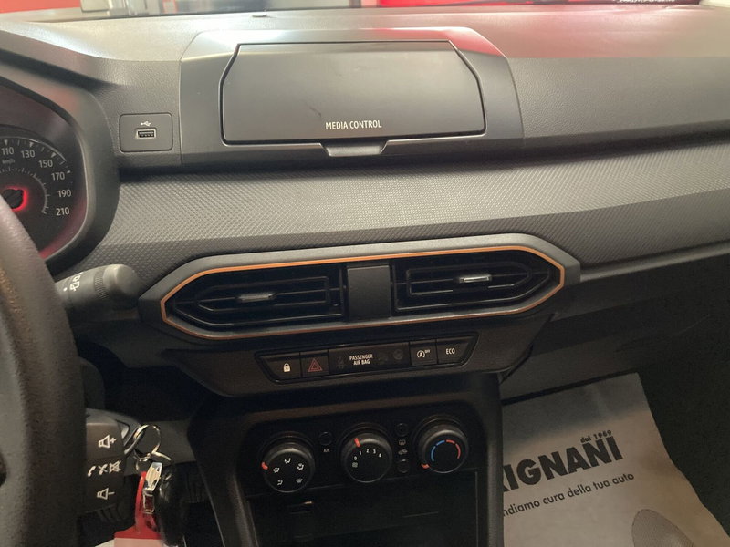 Dacia Sandero usata a Pavia (11)