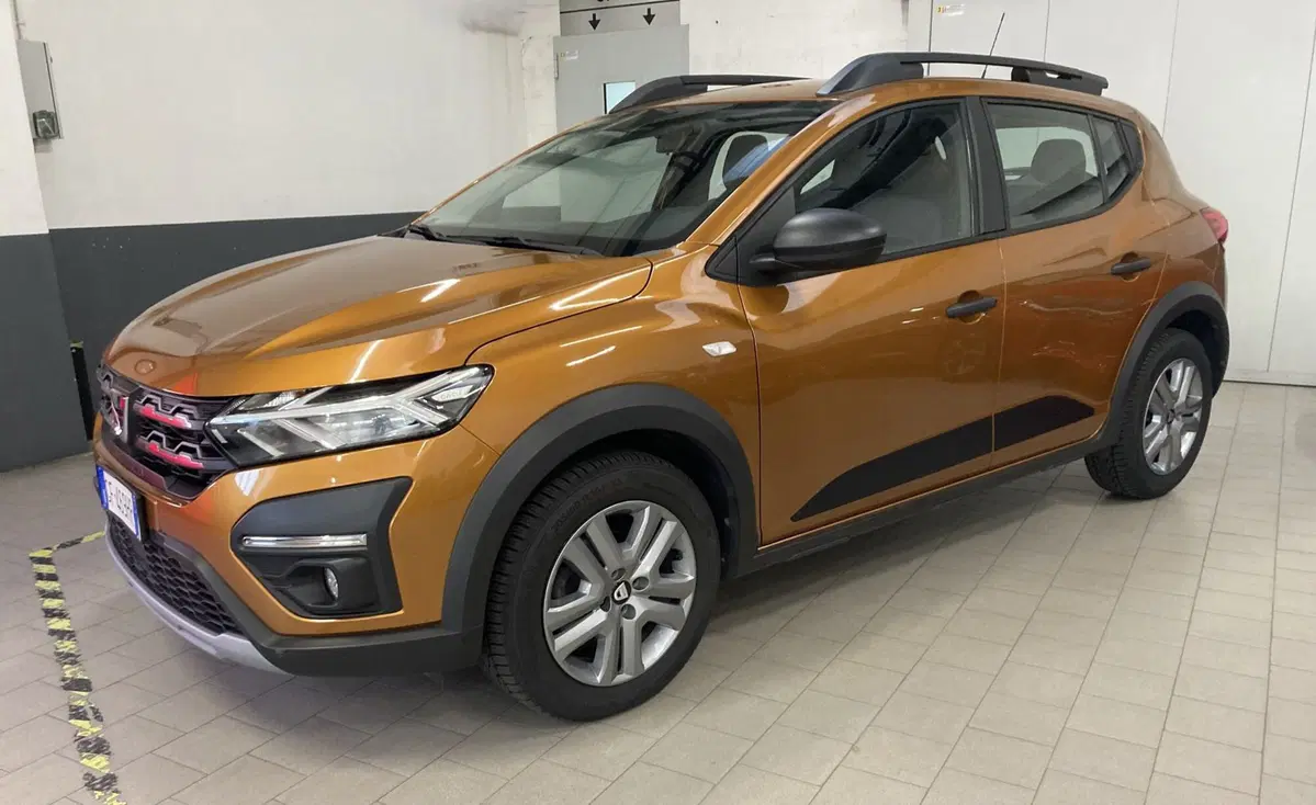 Dacia Sandero usata a Pavia (2)