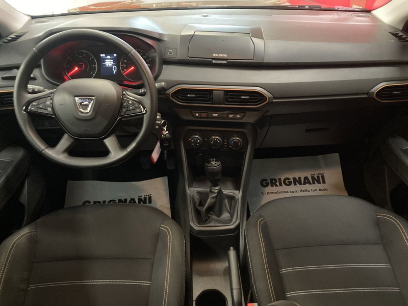 Dacia Sandero usata a Pavia (8)