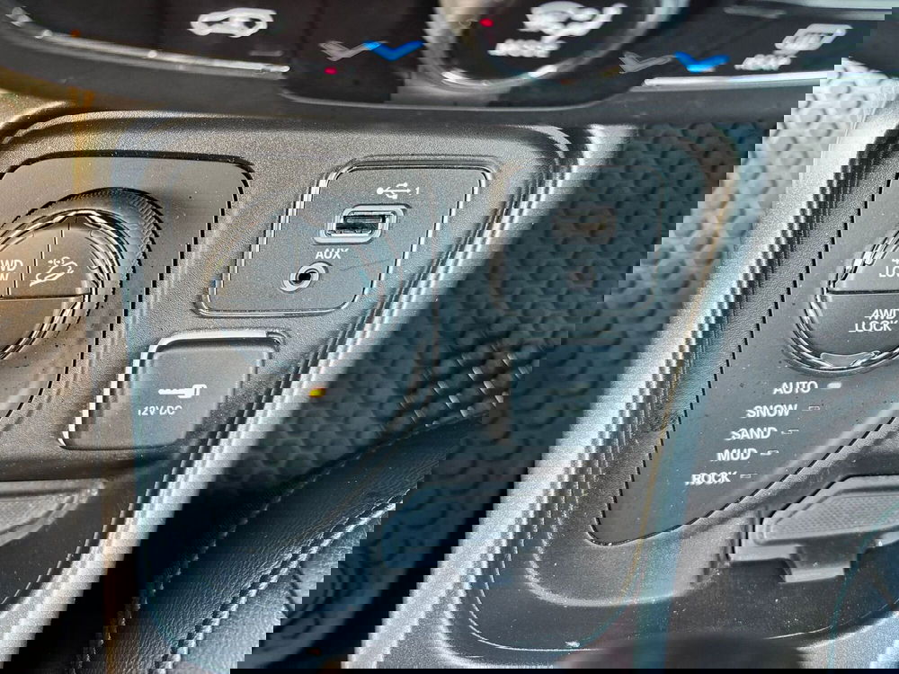 Jeep Compass usata a Modena (13)