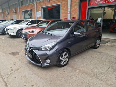 Toyota Yaris 1.5 Hybrid 5 porte Active del 2016 usata a Imola