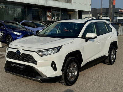 Toyota Rav4 HV (218CV) E-CVT 2WD Active del 2022 usata a Modena