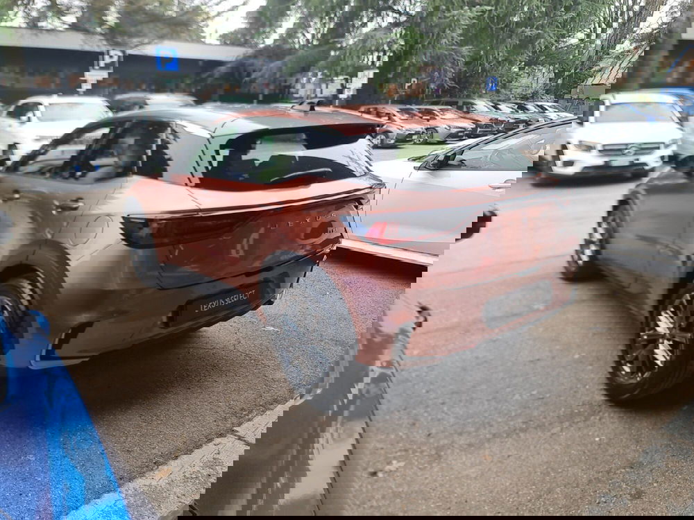 Lexus LBX usata a Bologna (4)