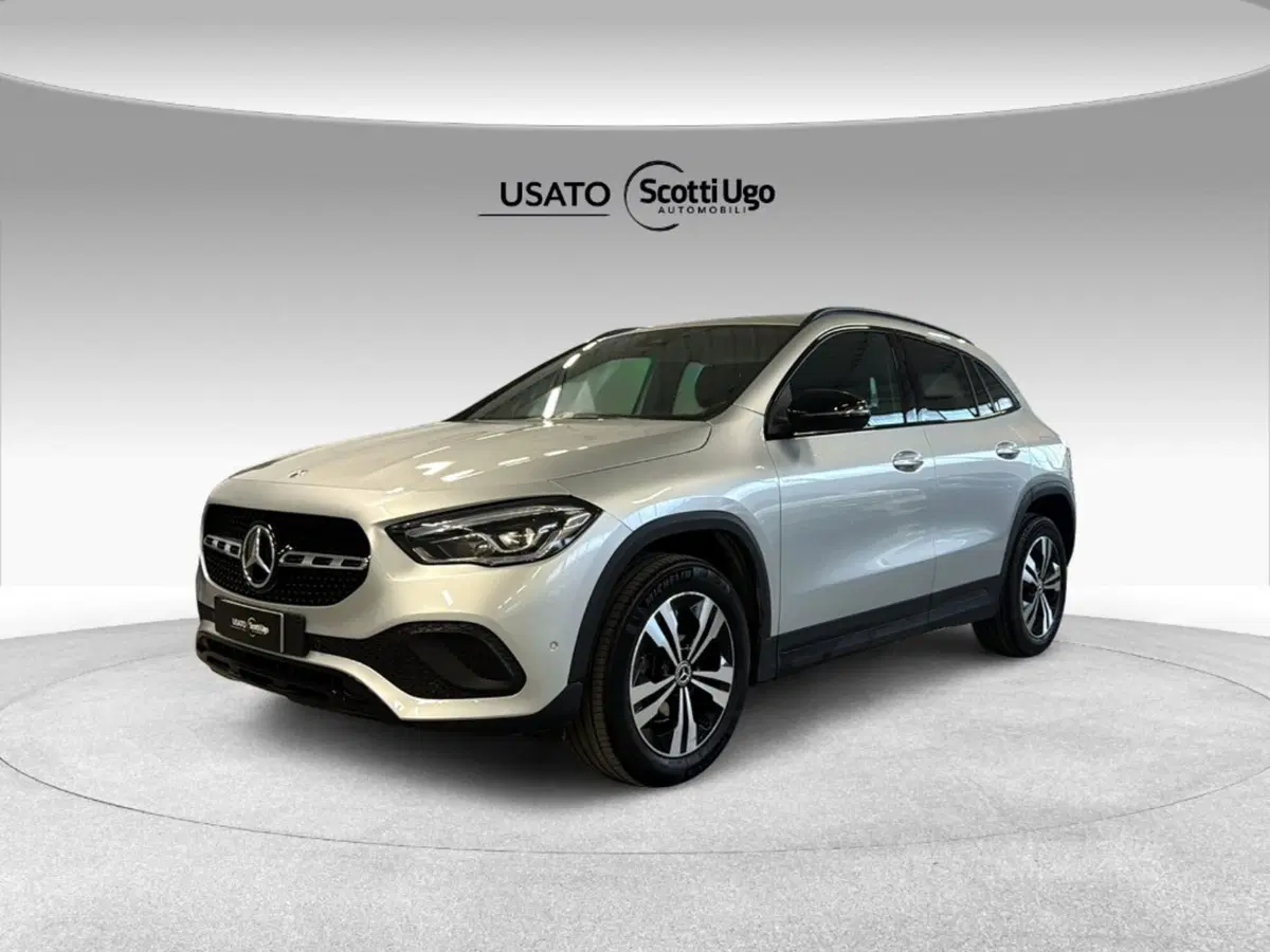 Mercedes-Benz GLA SUV usata a Firenze