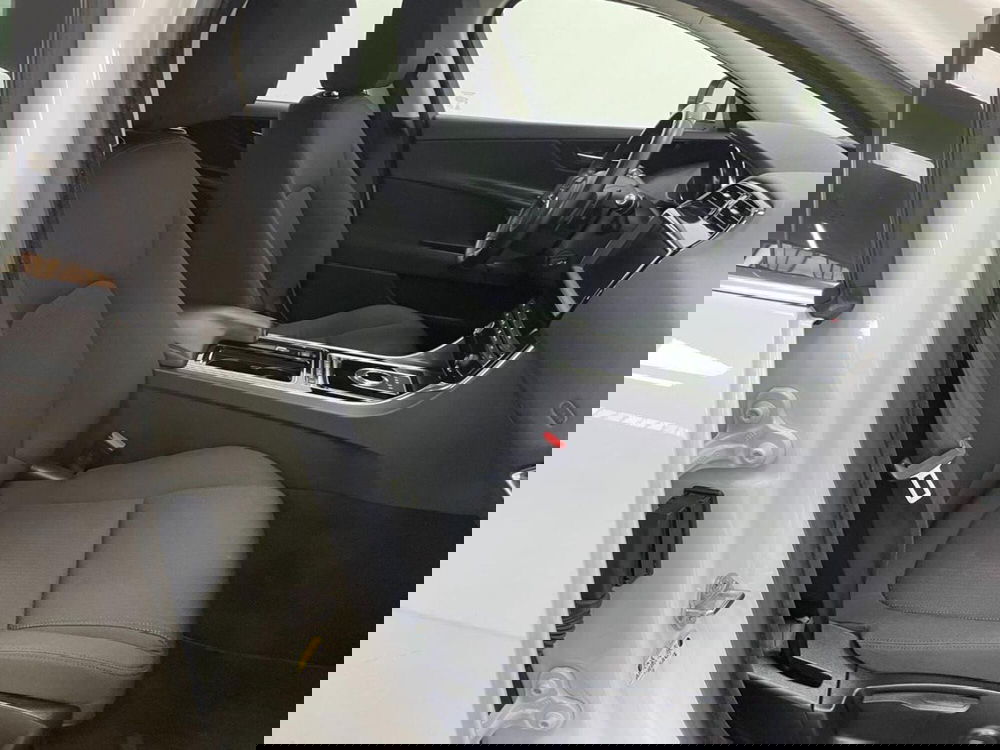 Jaguar XE usata a Como (3)