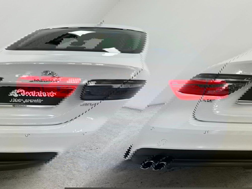 Jaguar XE usata a Como (7)