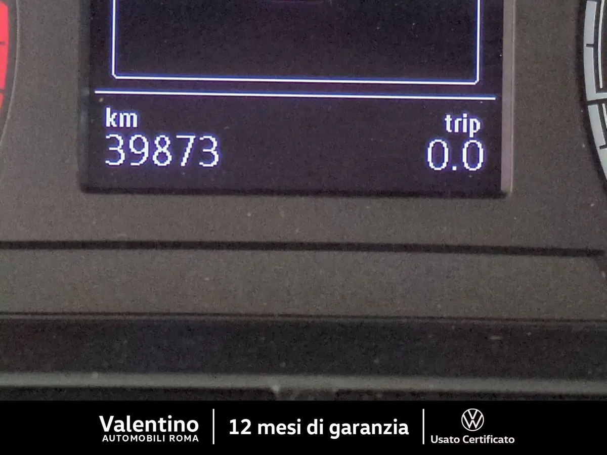 Volkswagen T-Cross usata a Roma (15)
