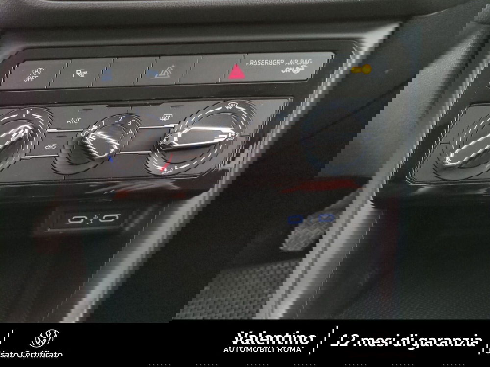 Volkswagen T-Cross usata a Roma (17)