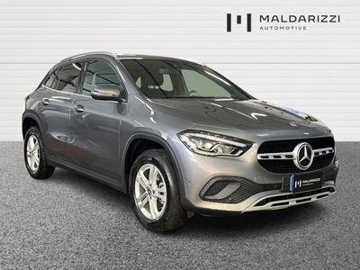 Mercedes-Benz GLA SUV 180 d Business Extra auto del 2023 usata a Foggia