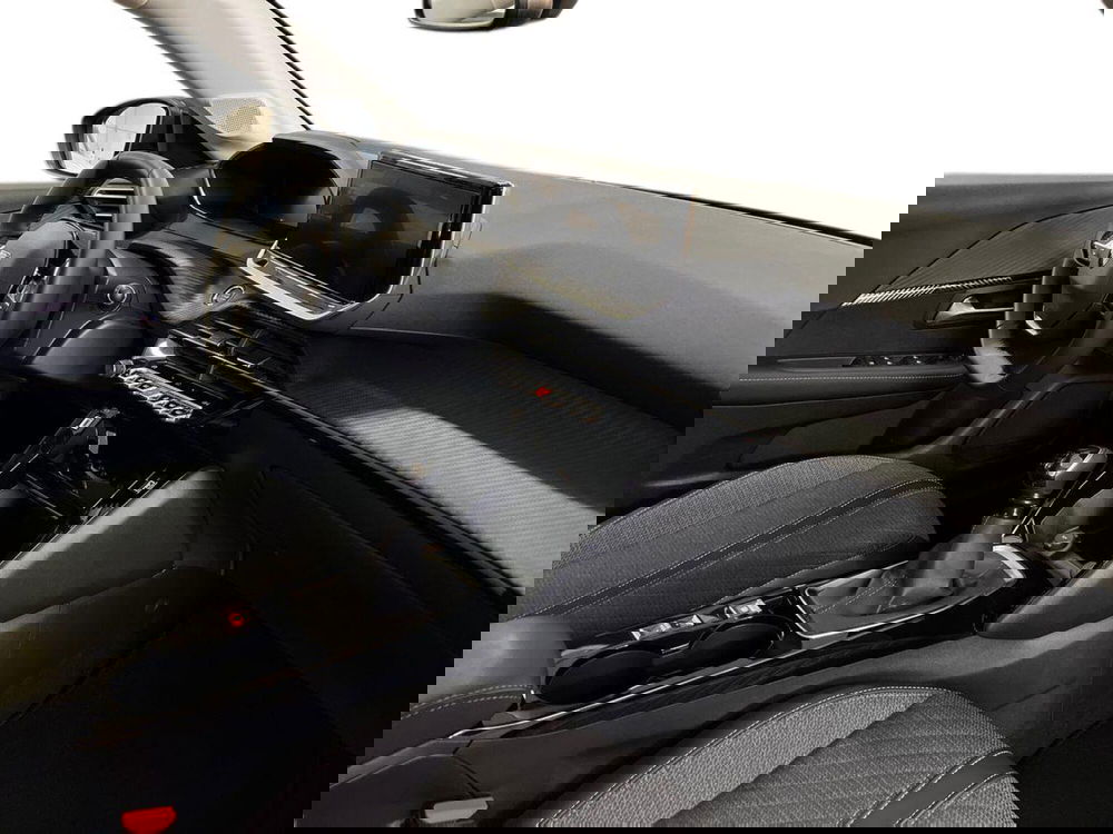 Peugeot 208 usata a Bari (9)