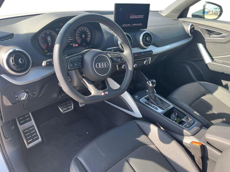 Audi Q2 usata a Bari (10)